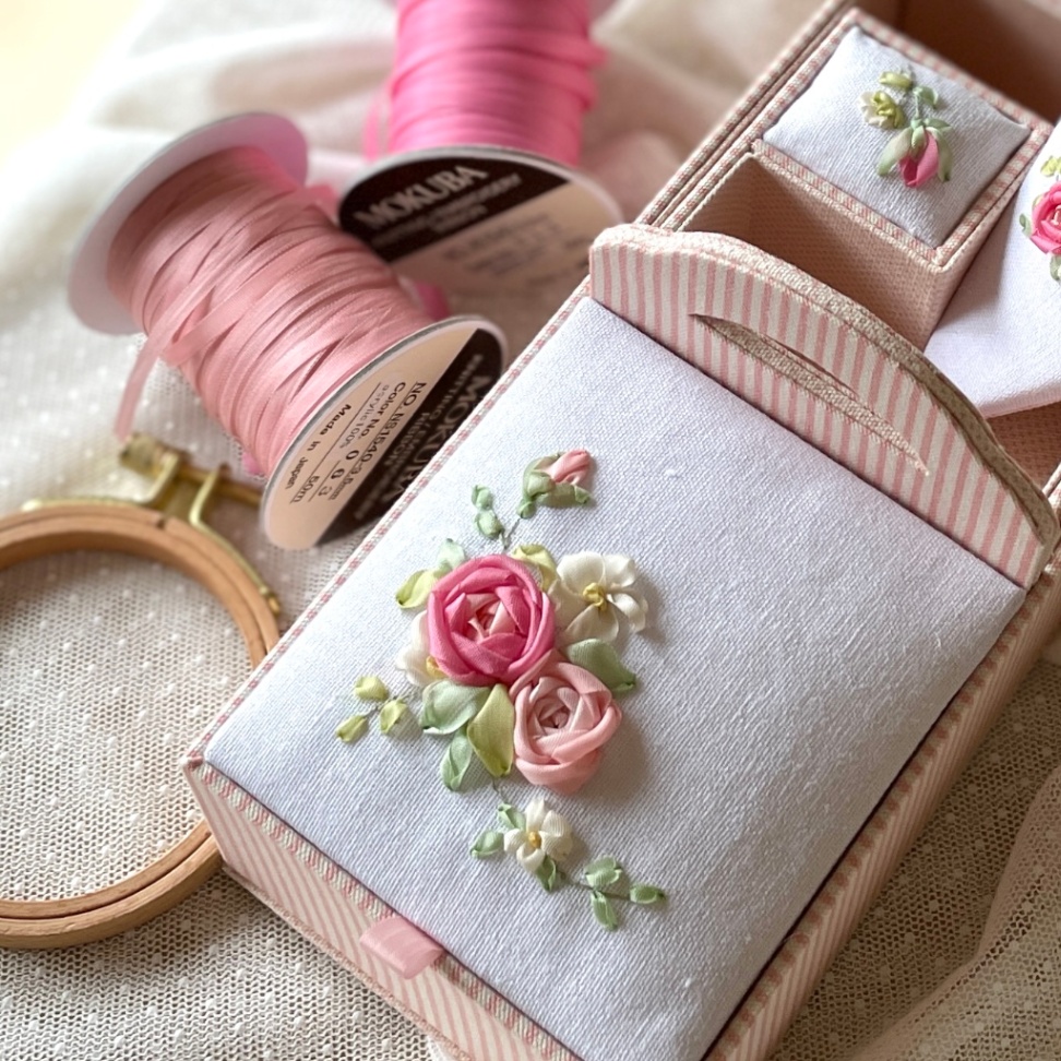 【Sewing Box Project 2023】Pink Roses Sewing Box